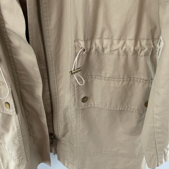 Michael Kors litte cotton jacket  size small in beige - Picture 3 of 7